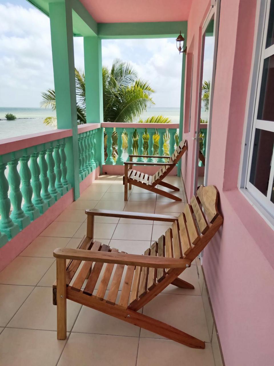 Sunshine View Hotel And Restaurant Corozal Dış mekan fotoğraf